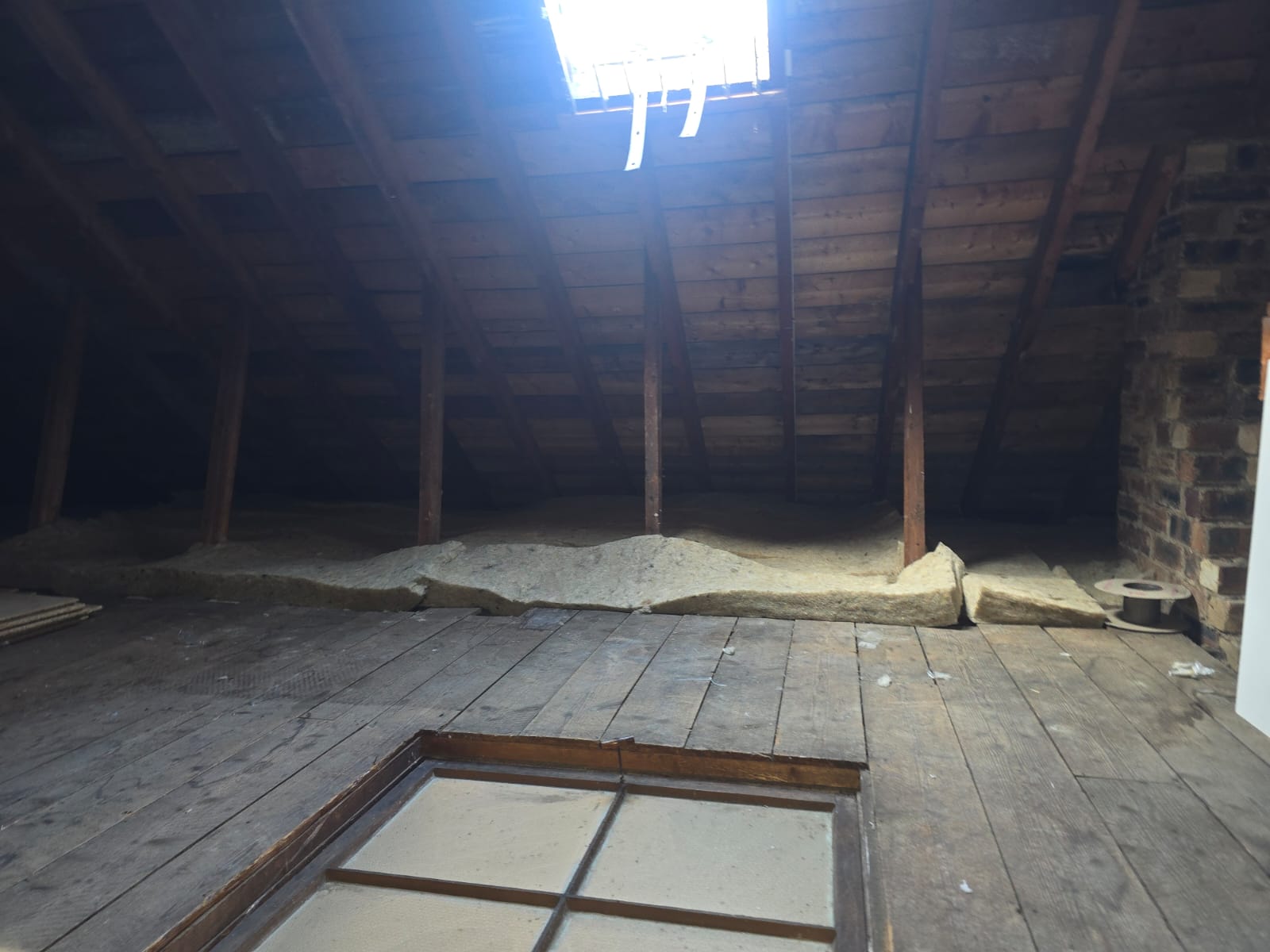 Sheep wool loft insulation